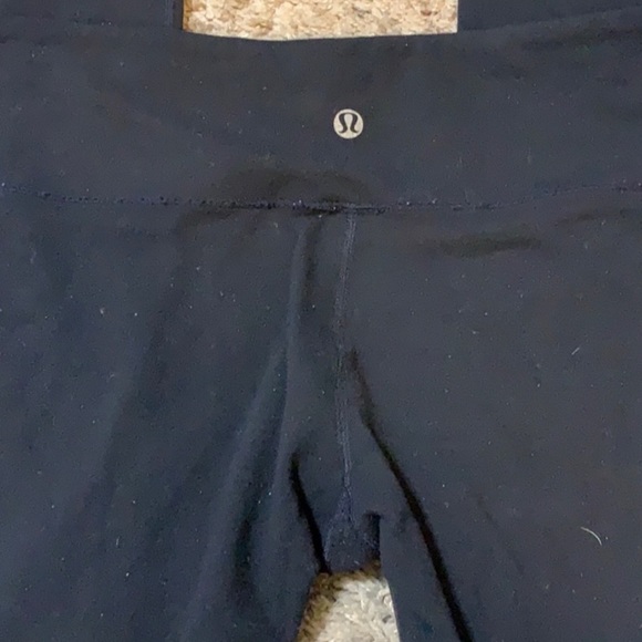 Lululemon Wunder Under leggings - Picture 3 of 5